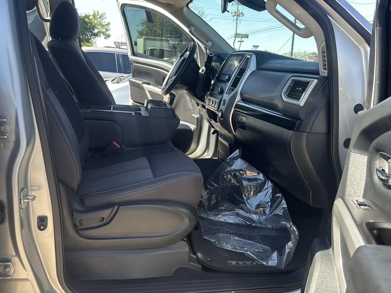 Nissan Titan S Crew Cab 2WD 2021