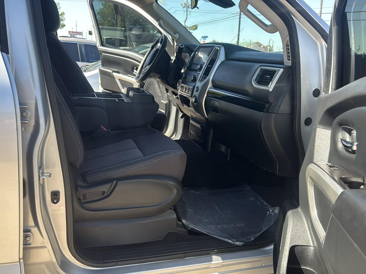 Nissan Titan S Crew Cab 2WD 2021