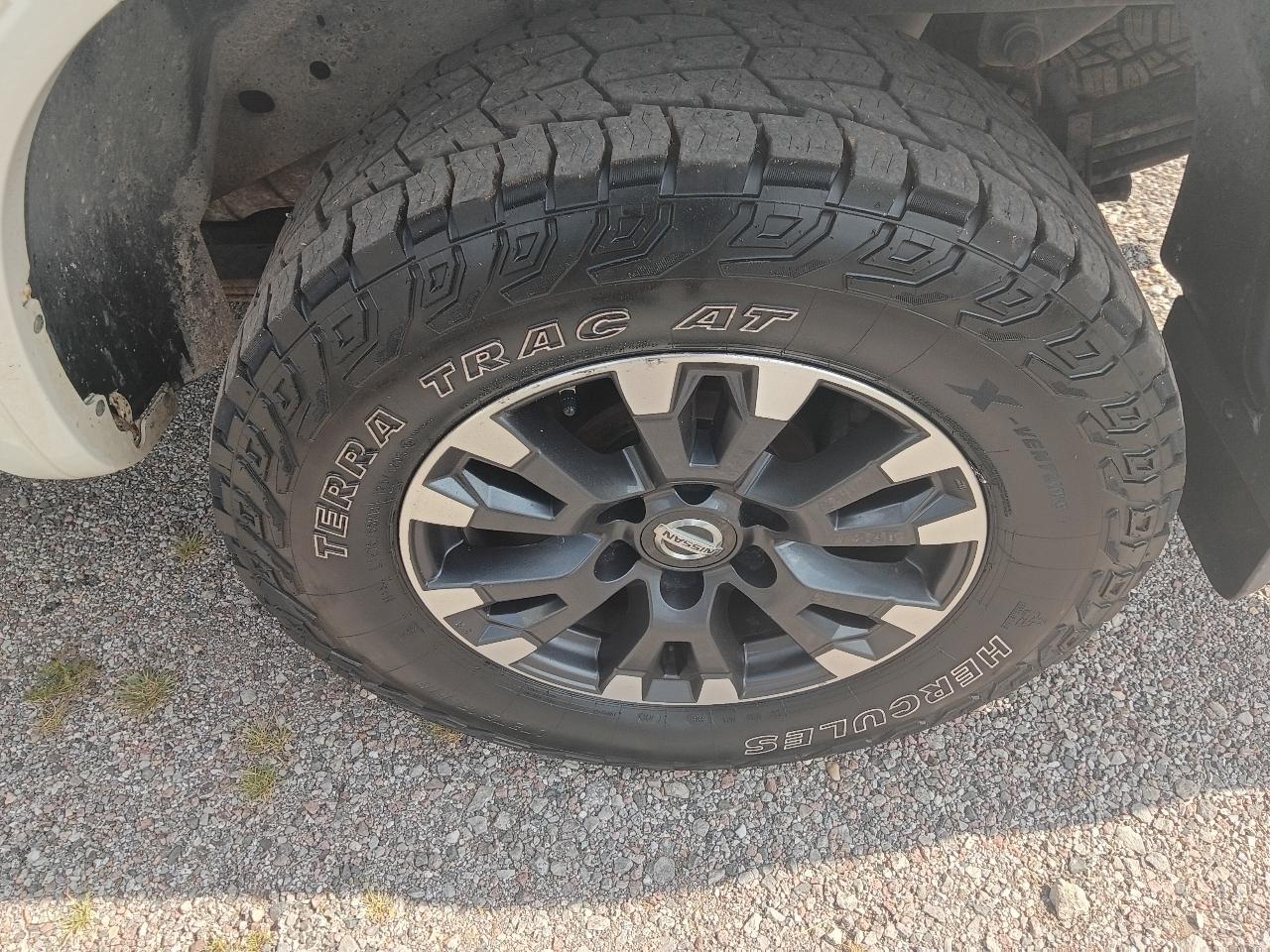 Nissan Titan PRO-4X Crew Cab 4WD 2018