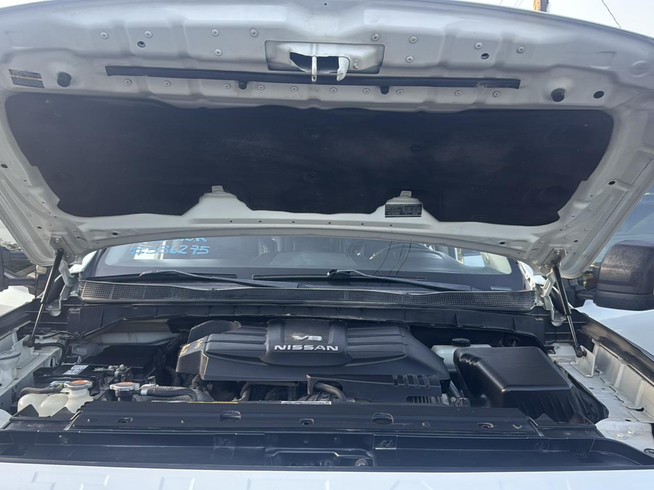 Nissan Titan PRO-4X Crew Cab 4WD 2018