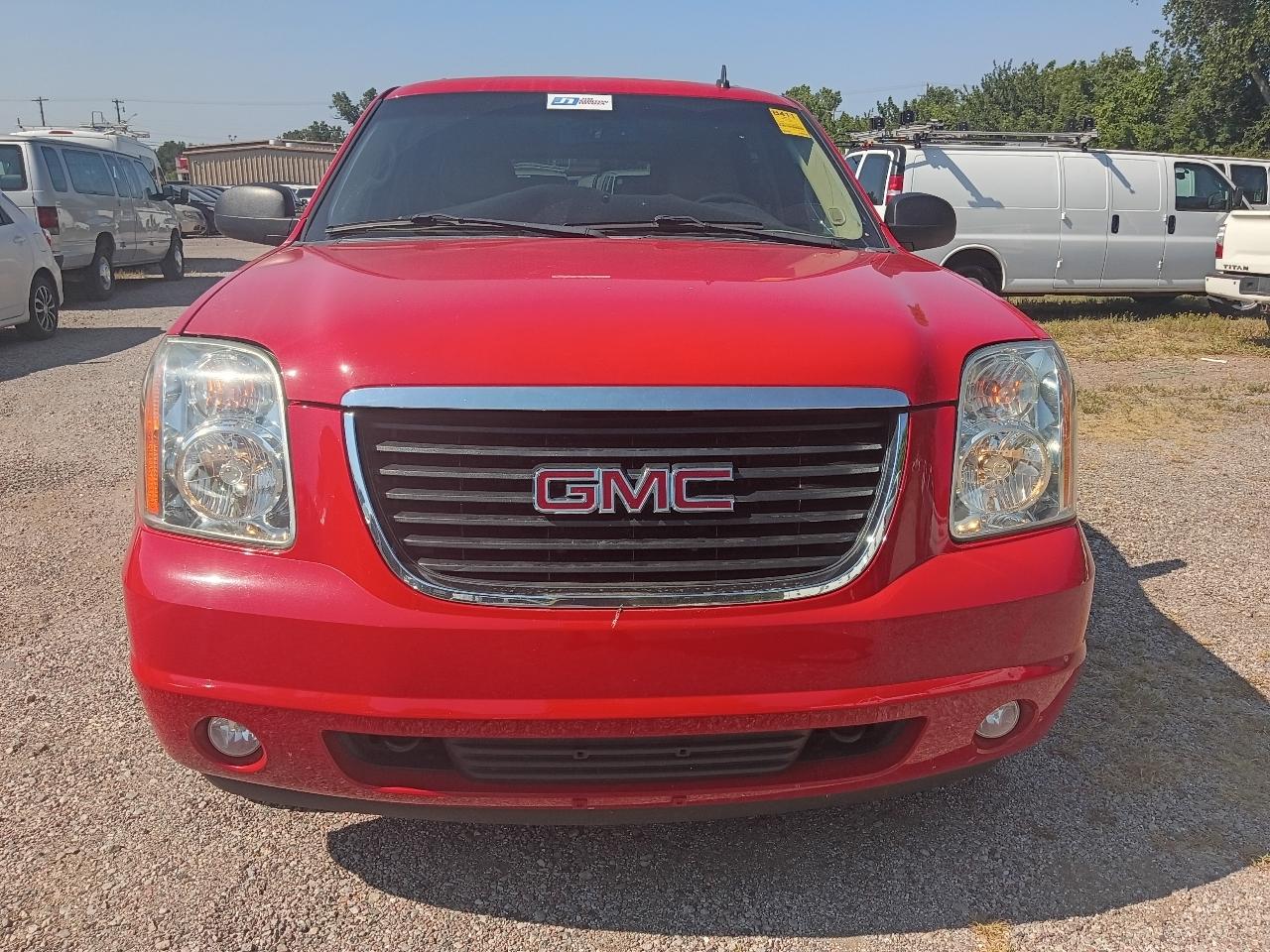 GMC Yukon SLT 4WD 2013