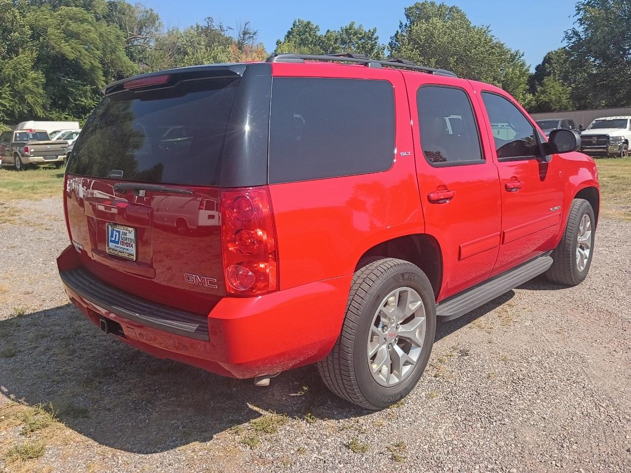 GMC Yukon SLT 4WD 2013