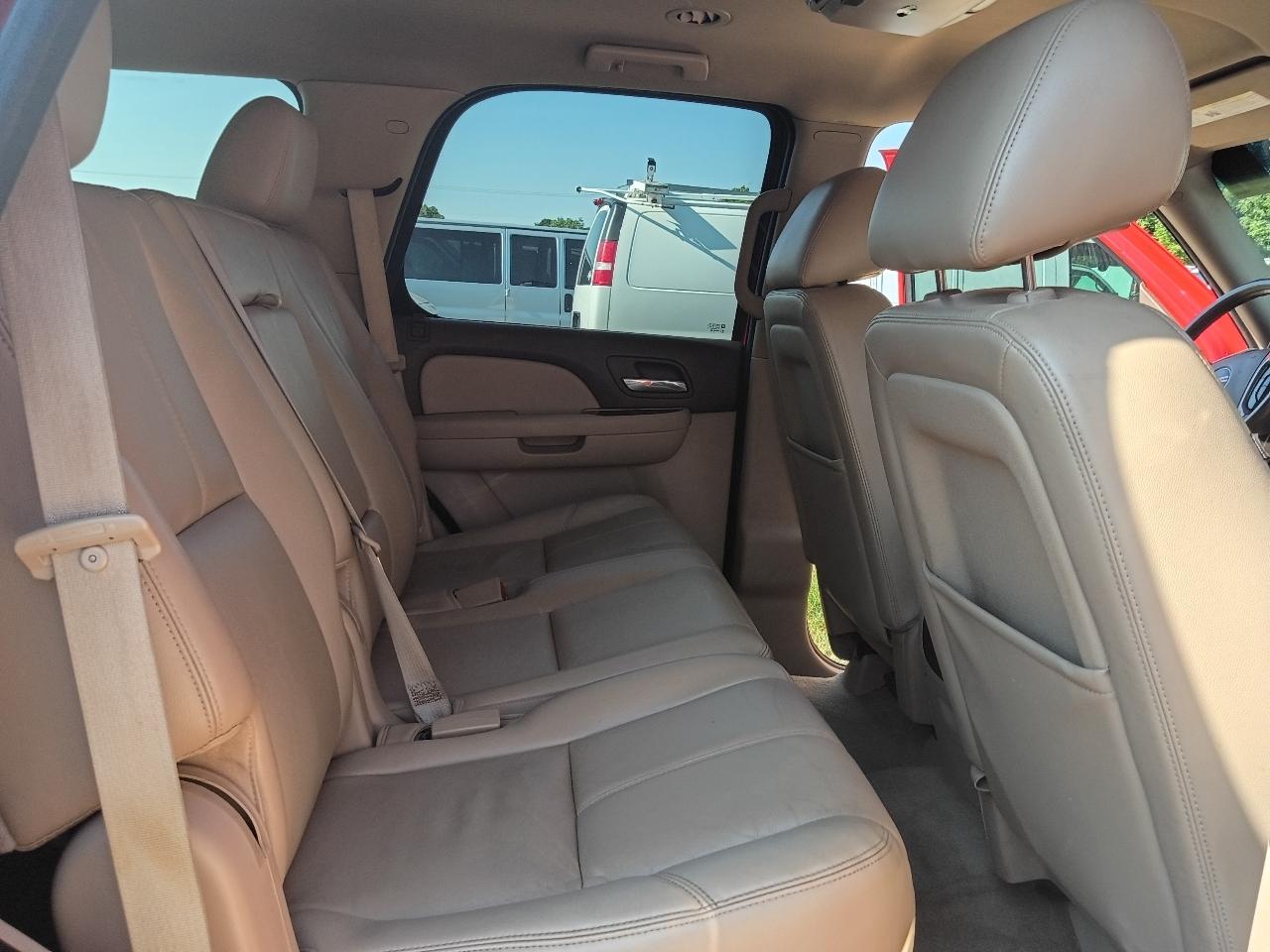 GMC Yukon SLT 4WD 2013