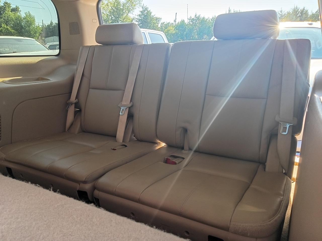 GMC Yukon SLT 4WD 2013