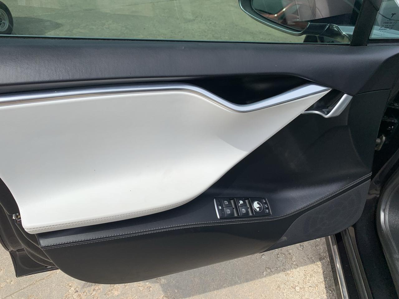 Tesla Model S 60 2017