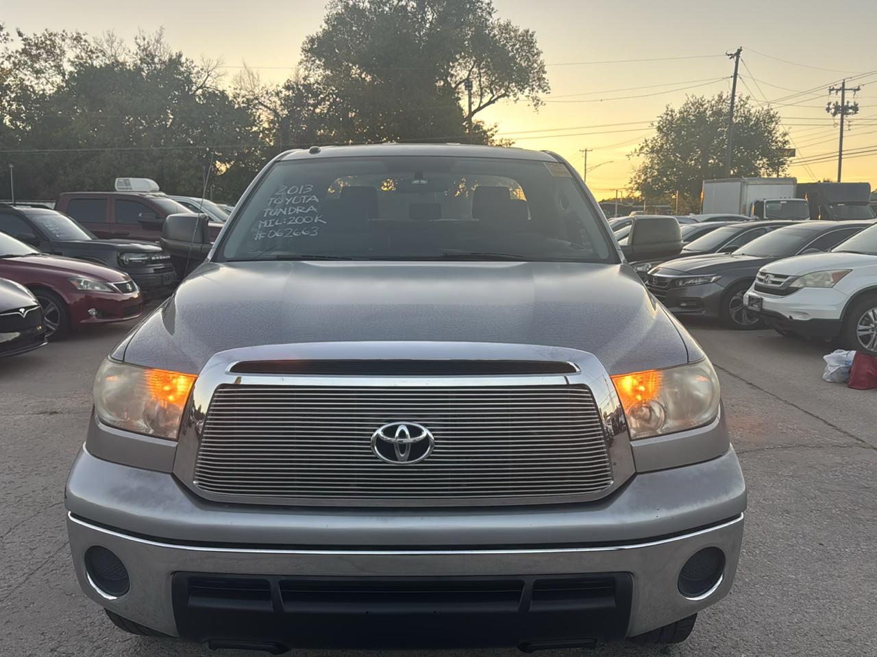 Toyota Tundra Tundra-Grade Double Cab 4.6L 2WD 2013