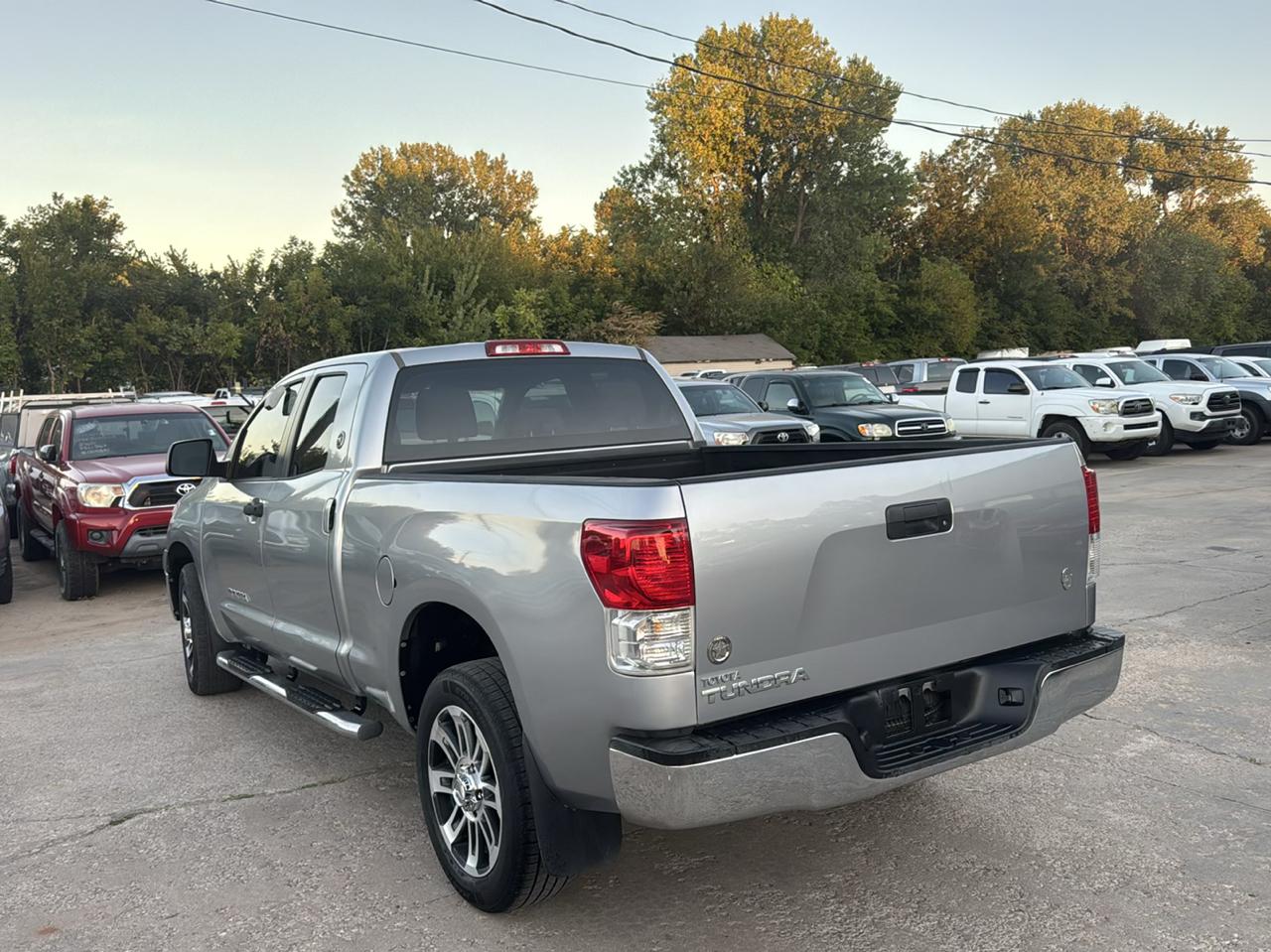 Toyota Tundra Tundra-Grade Double Cab 4.6L 2WD 2013
