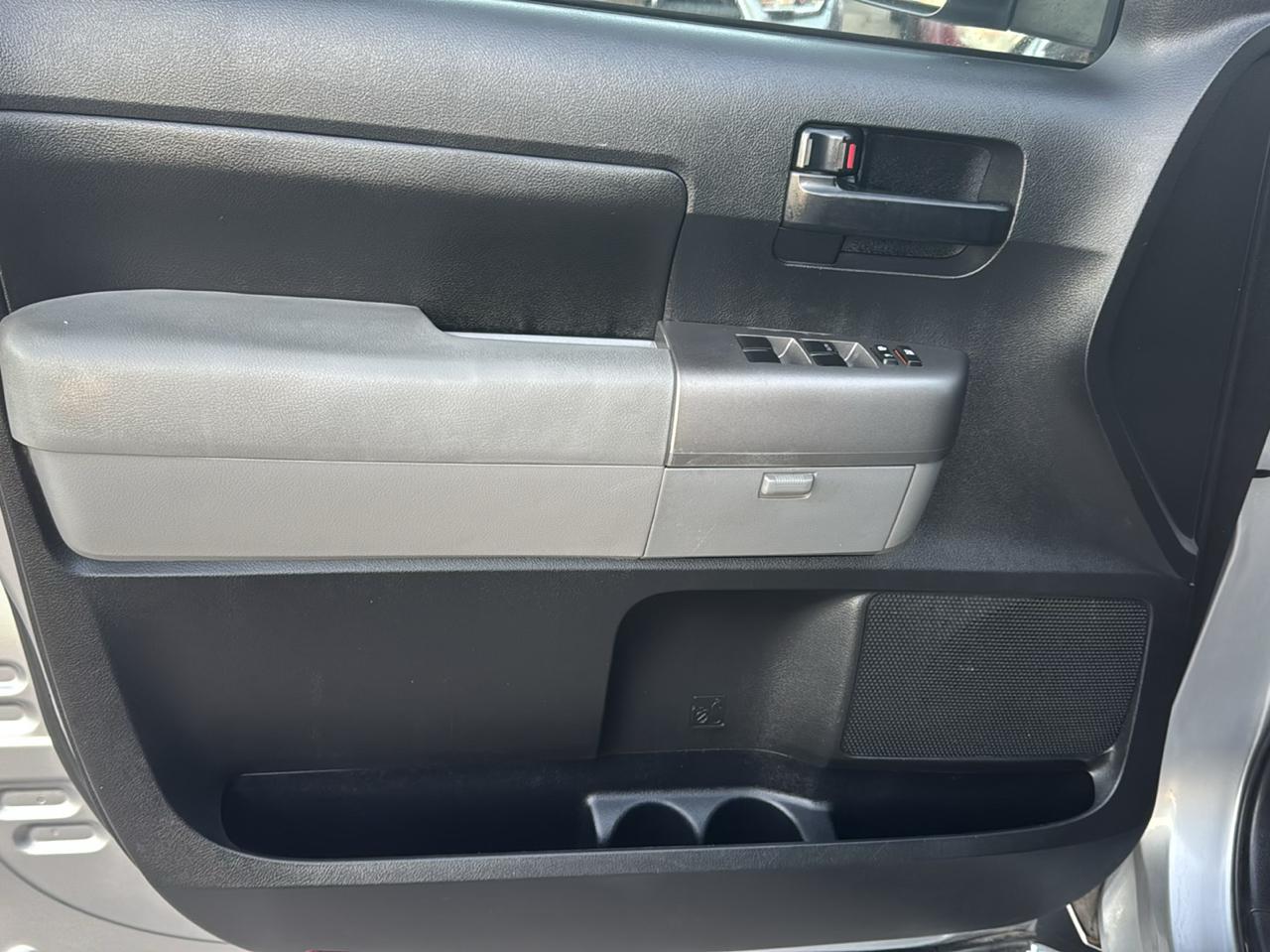 Toyota Tundra Tundra-Grade Double Cab 4.6L 2WD 2013