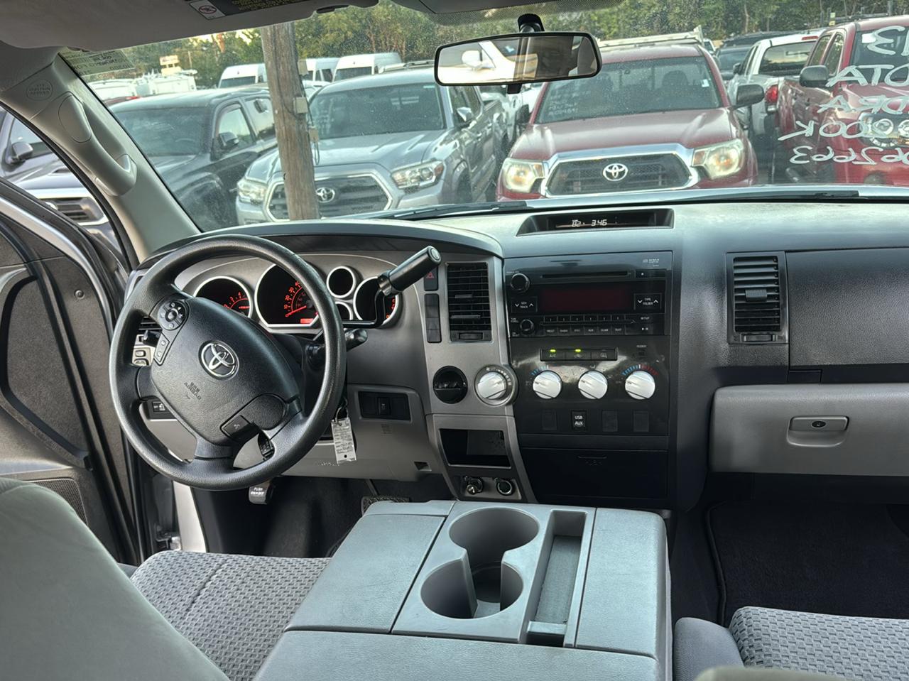 Toyota Tundra Tundra-Grade Double Cab 4.6L 2WD 2013