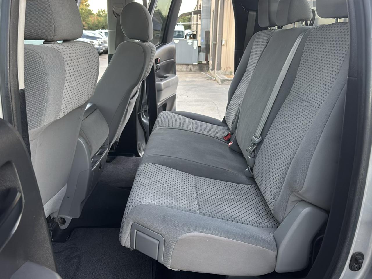 Toyota Tundra Tundra-Grade Double Cab 4.6L 2WD 2013