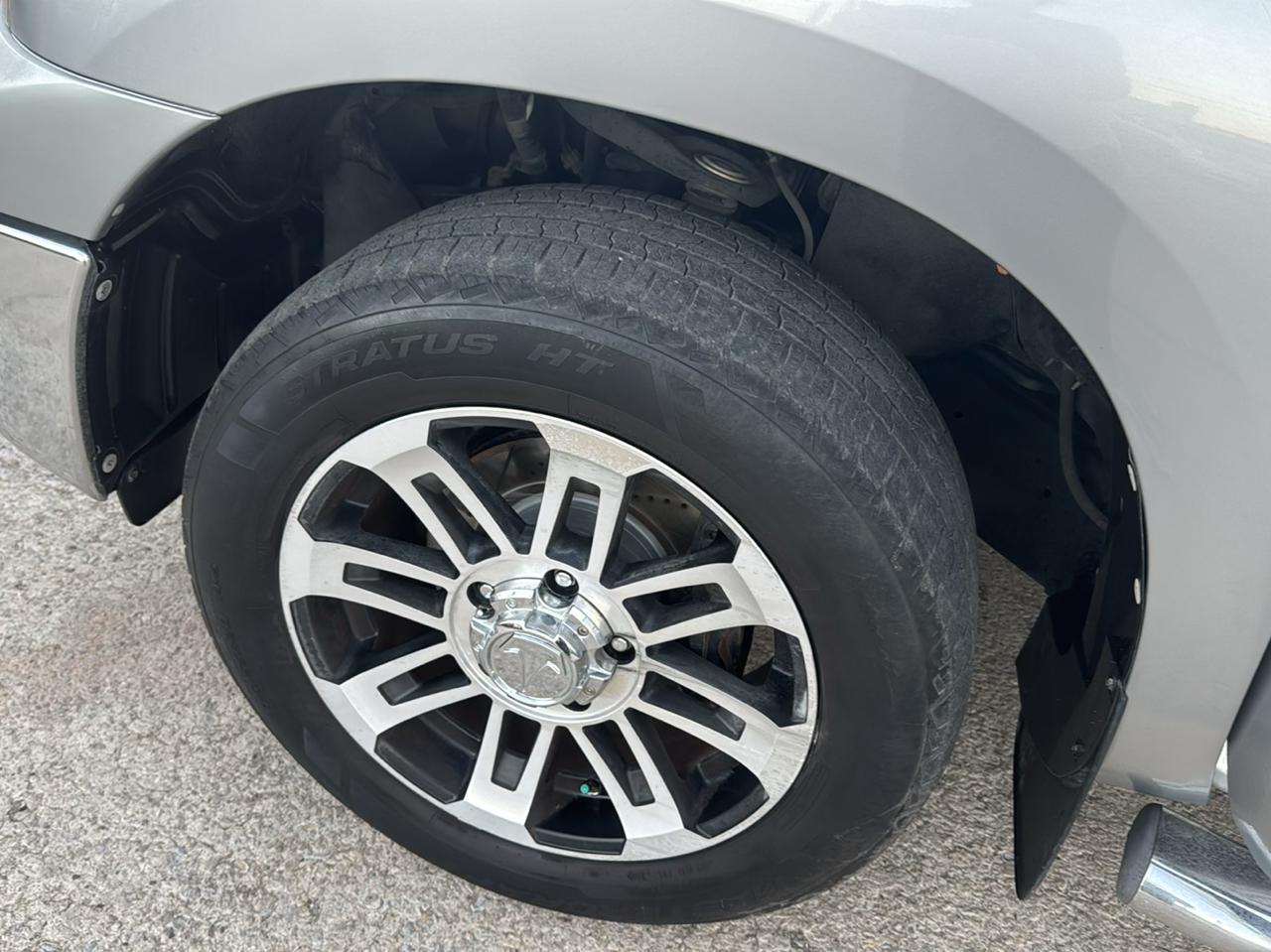 Toyota Tundra Tundra-Grade Double Cab 4.6L 2WD 2013