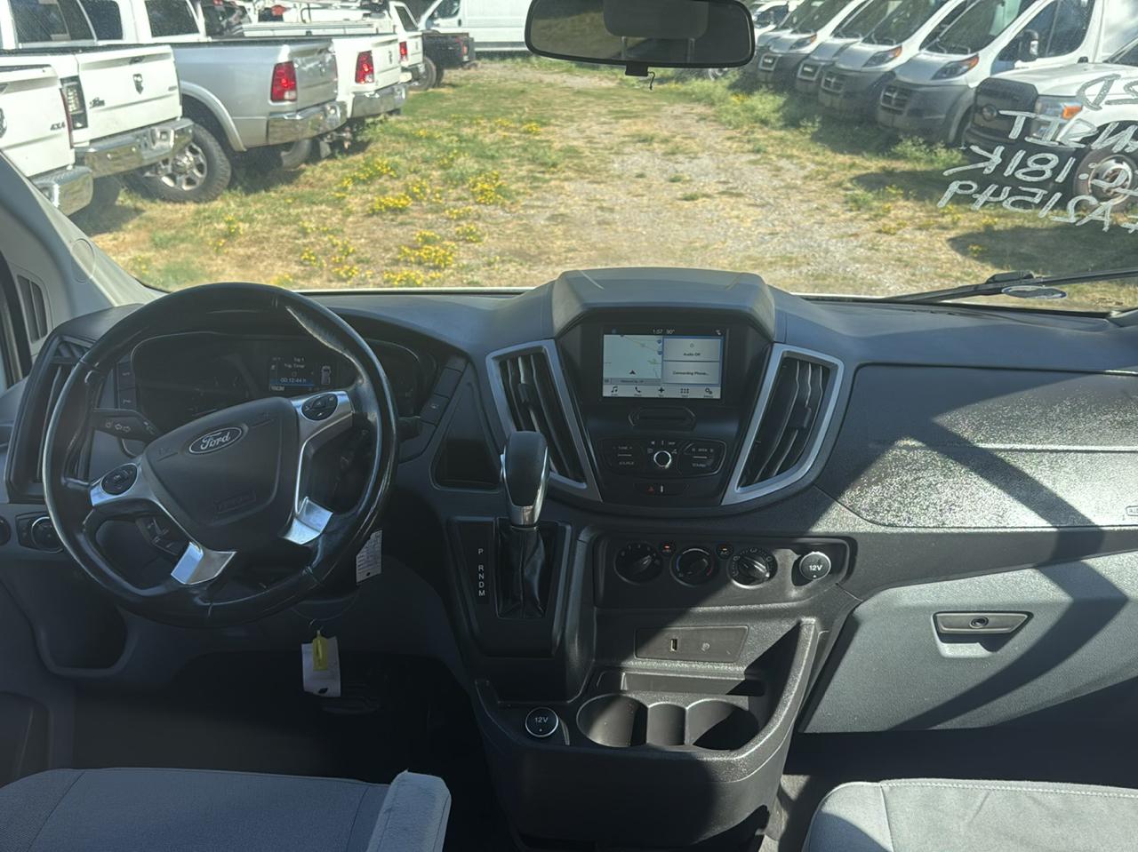 Ford Transit 350 Wagon Med. Roof XL w/Sliding Pass. 148-in. WB 2018