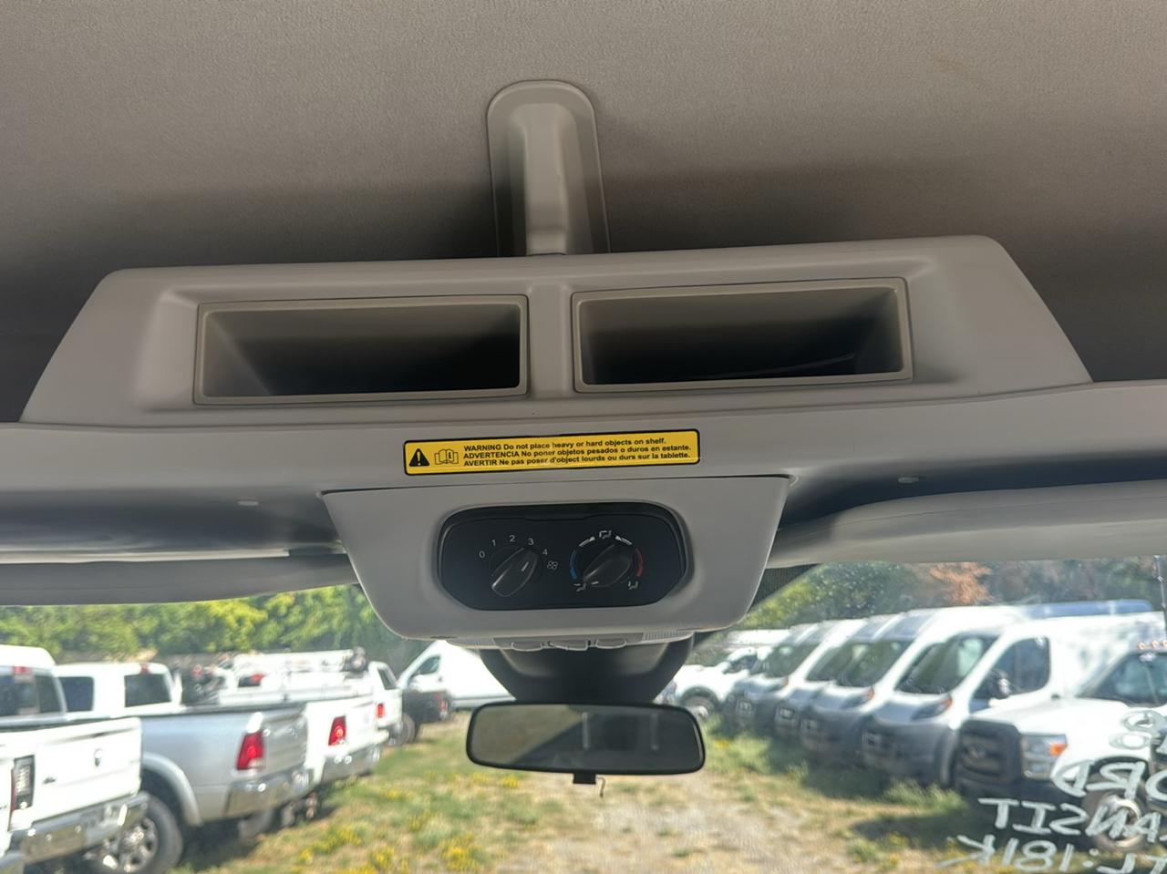 Ford Transit 350 Wagon Med. Roof XL w/Sliding Pass. 148-in. WB 2018