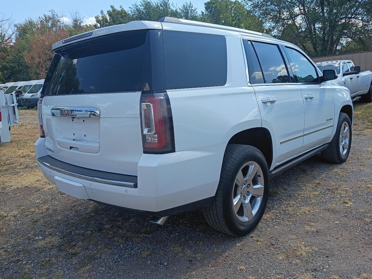 GMC Yukon Denali 4WD 2017