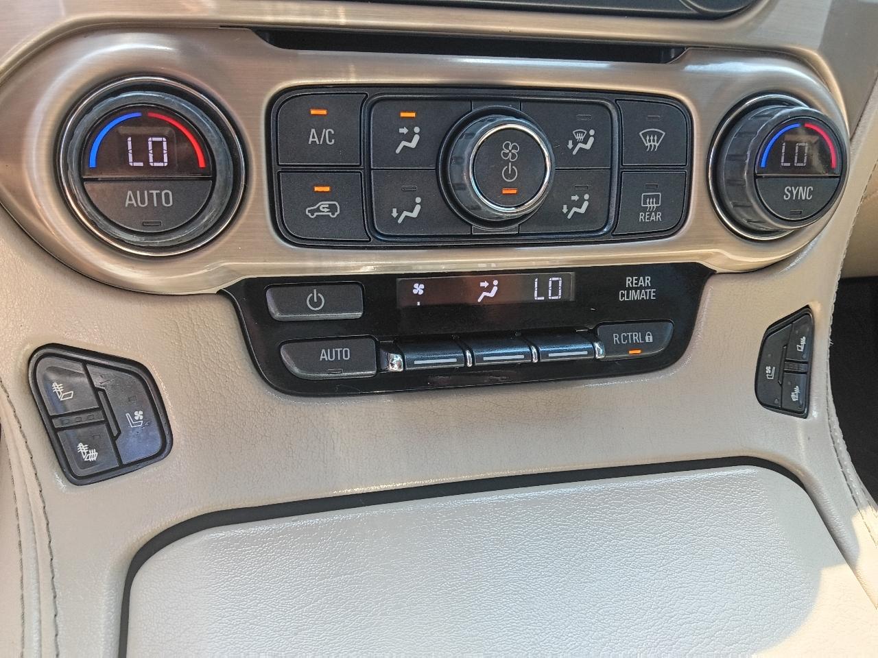 GMC Yukon Denali 4WD 2017