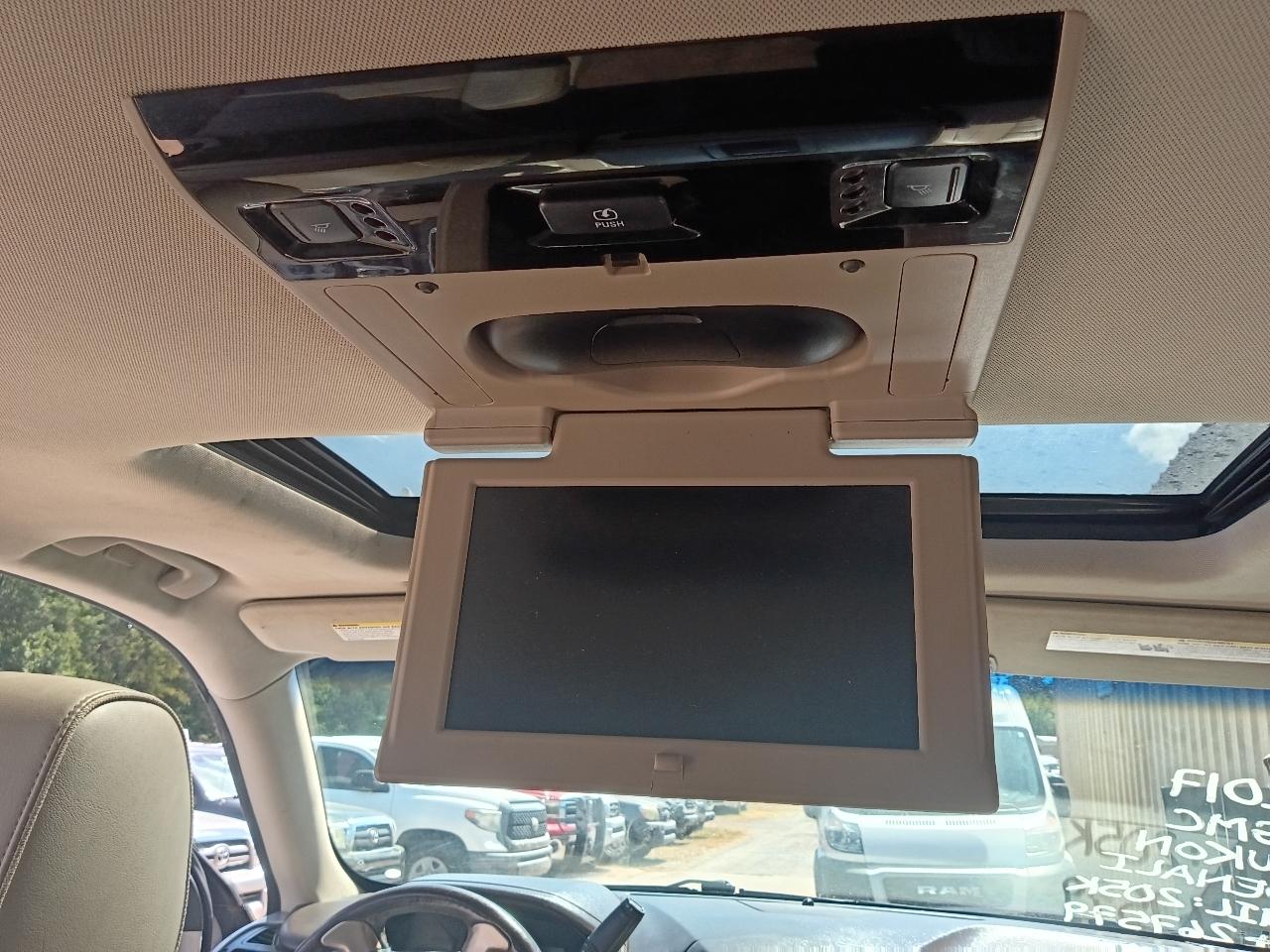 GMC Yukon Denali 4WD 2017