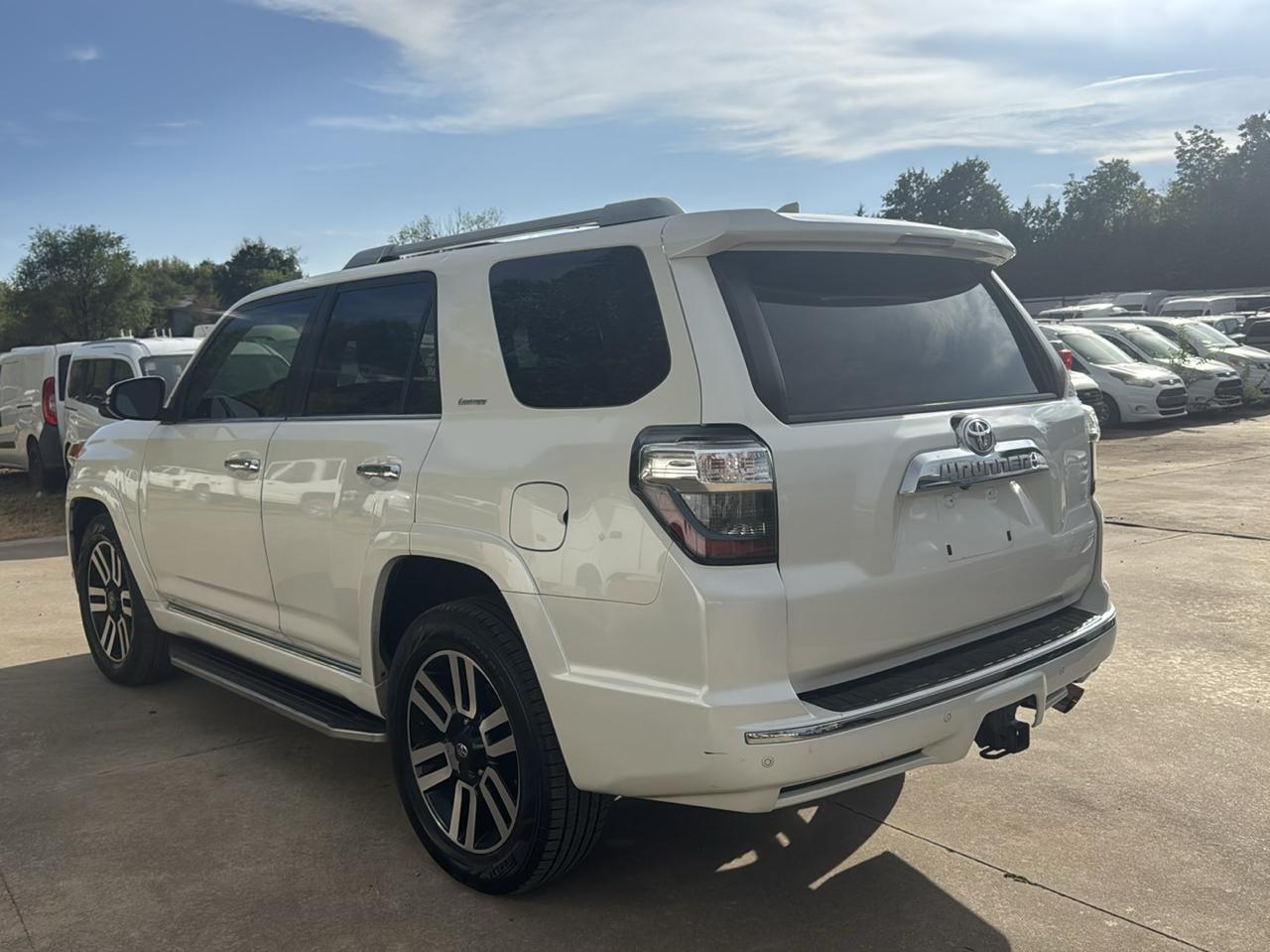 Toyota 4Runner SR5 2WD 2018