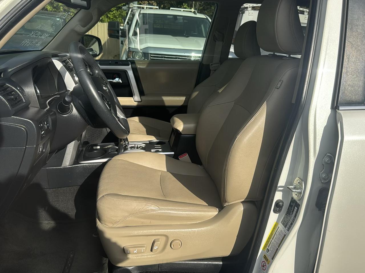 Toyota 4Runner SR5 2WD 2018