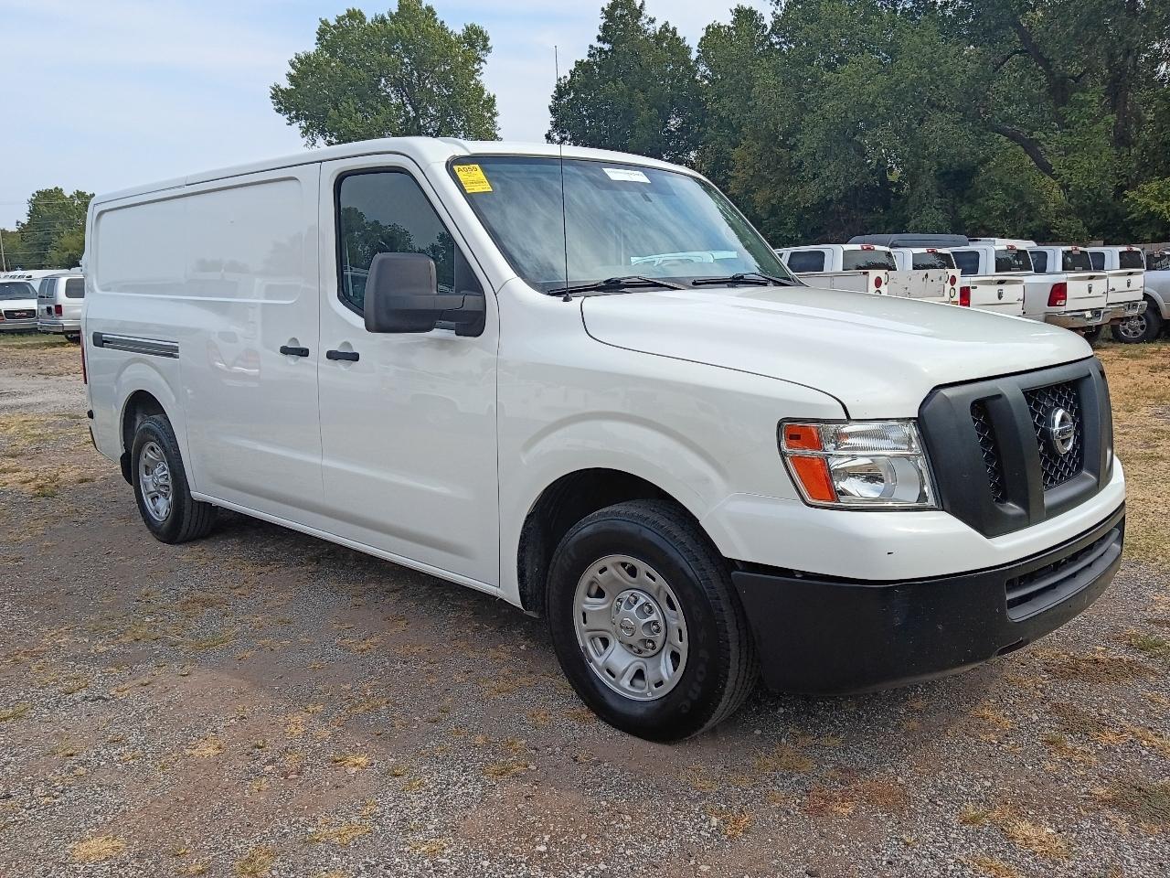 Nissan NV Cargo 1500 SV 2020