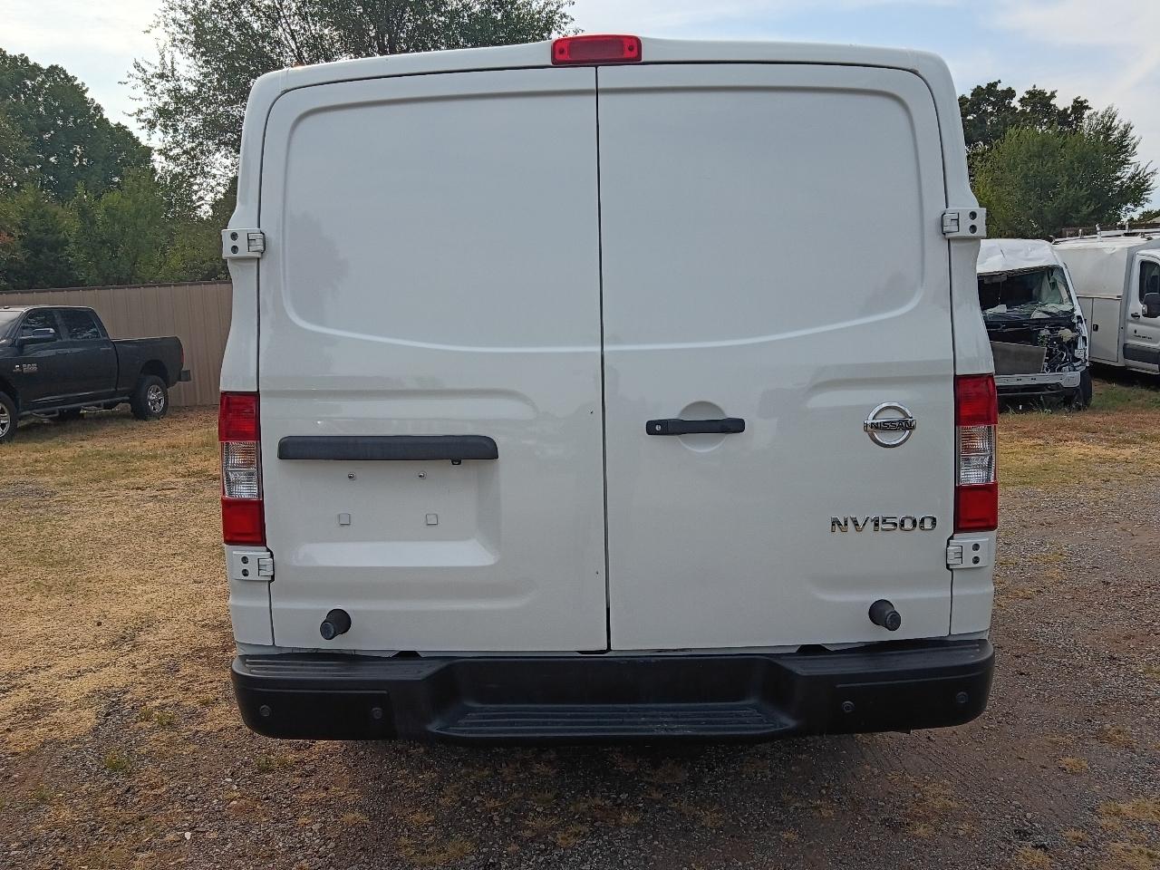 Nissan NV Cargo 1500 SV 2020