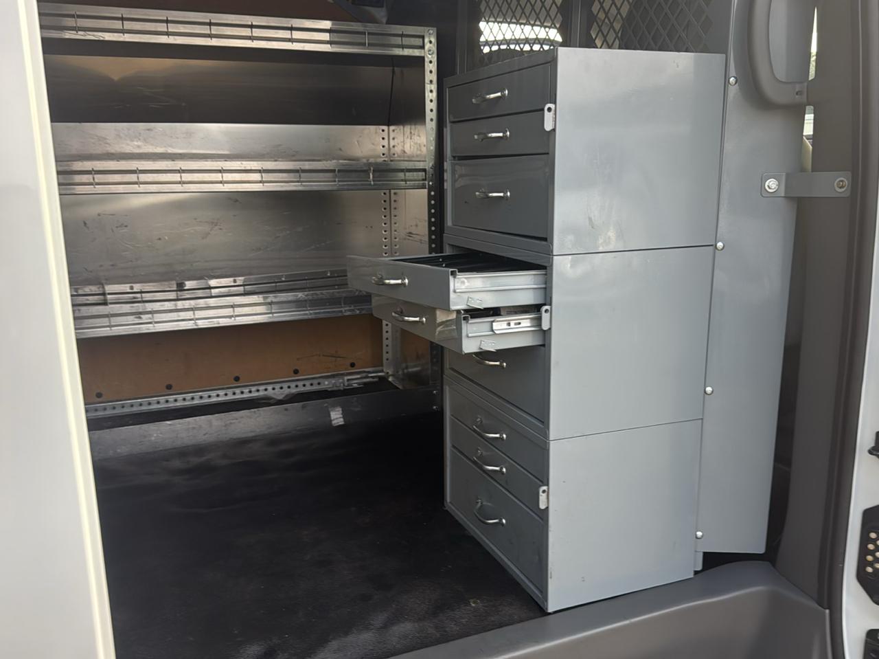 Nissan NV Cargo 1500 SV 2020