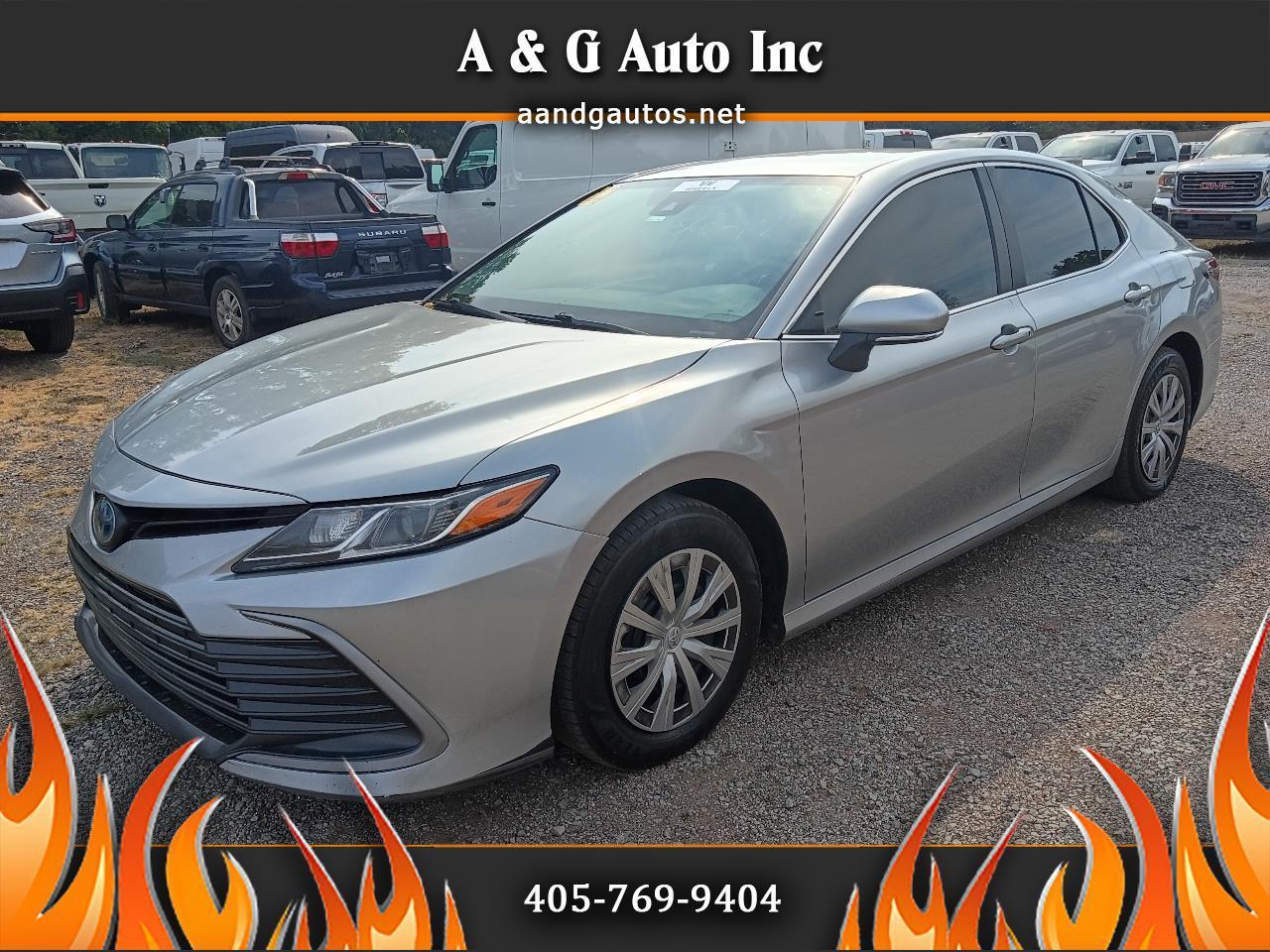 Toyota Camry Hybrid LE 2023