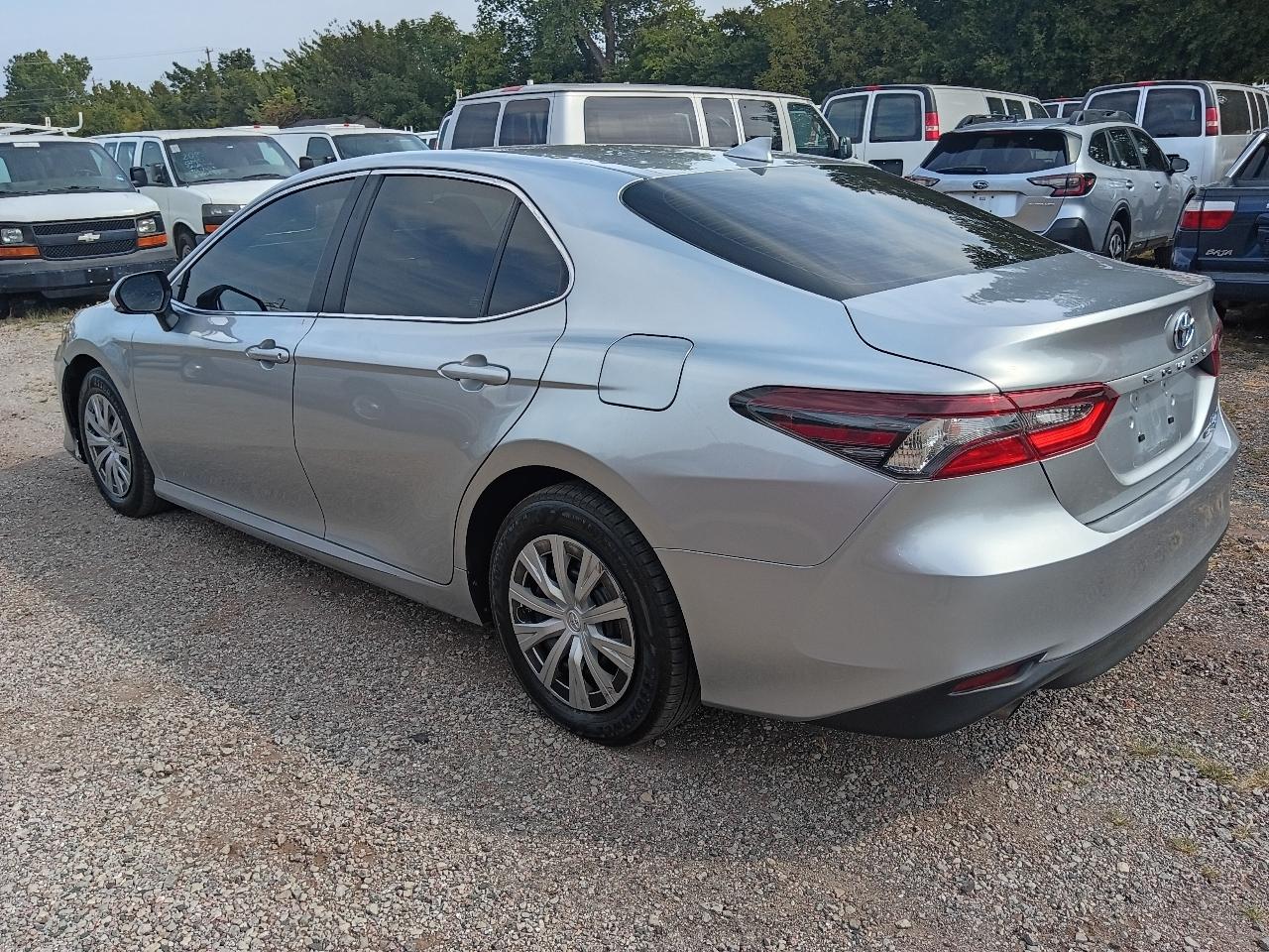 Toyota Camry Hybrid LE 2023