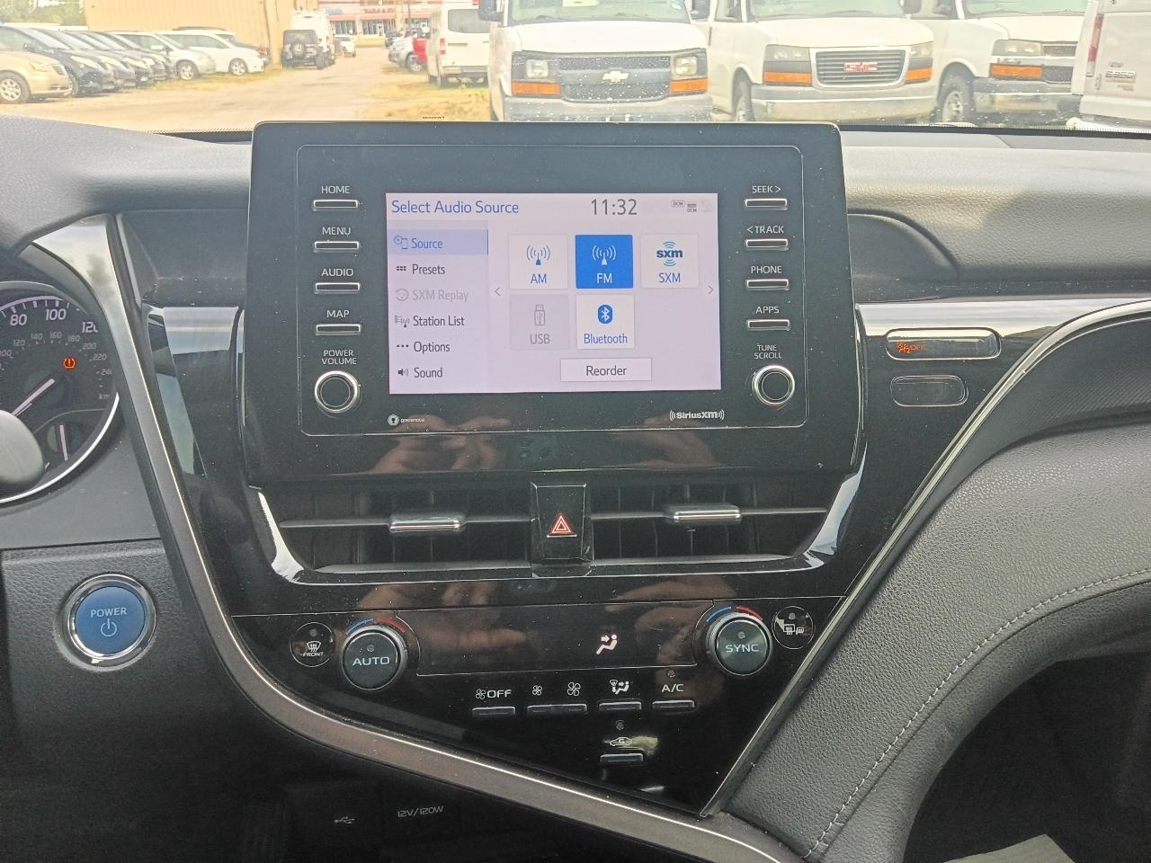 Toyota Camry Hybrid LE 2023