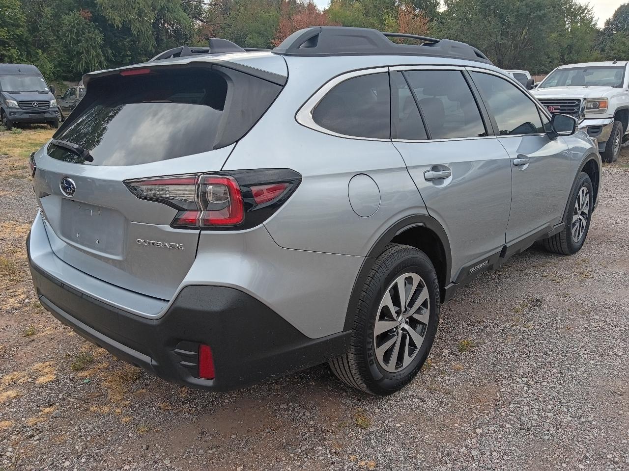 Subaru Outback Premium 2022
