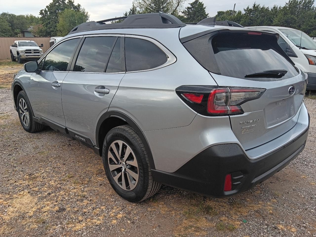 Subaru Outback Premium 2022