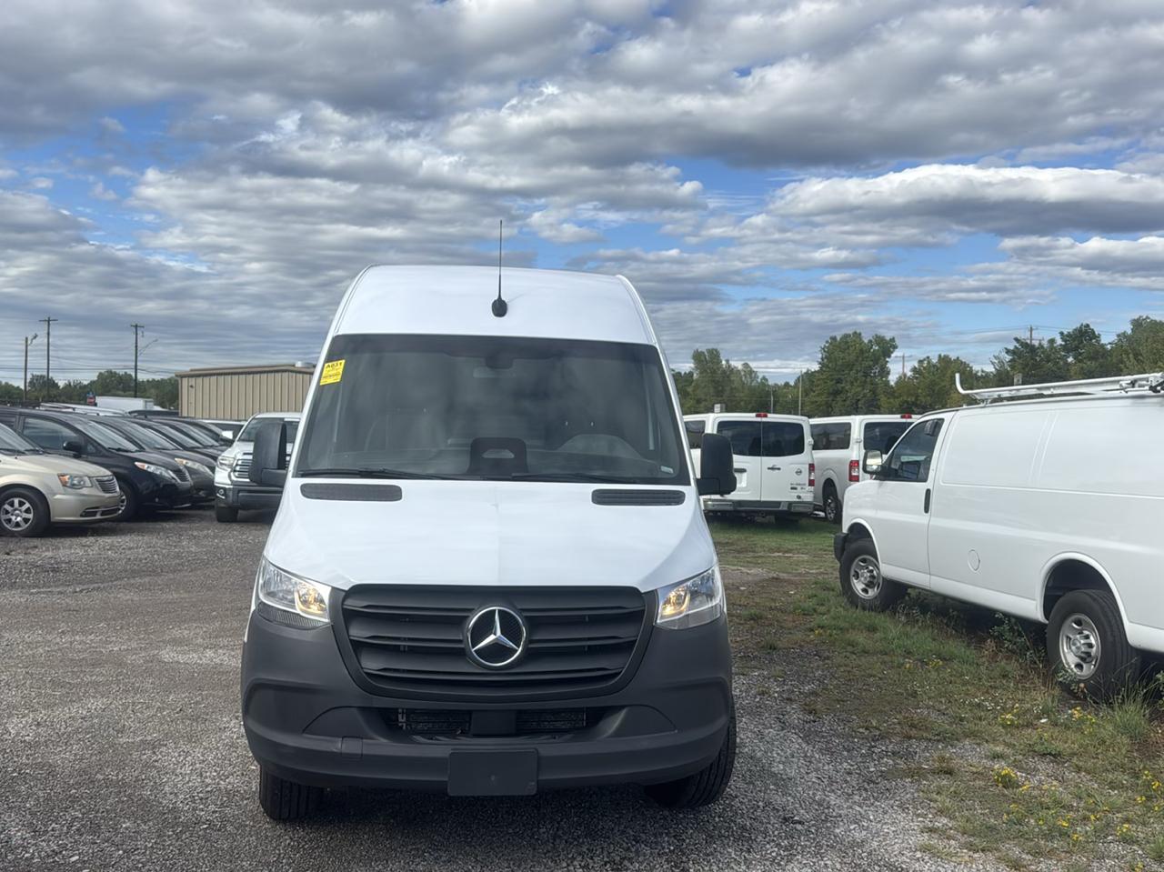 Mercedes-Benz Sprinter 2500 144-in. WB 2025