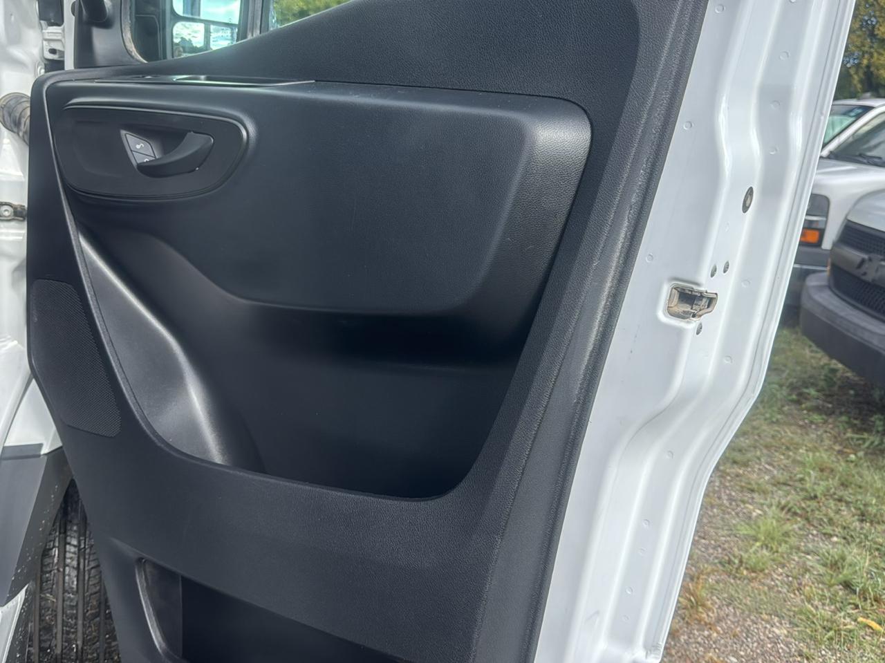 Mercedes-Benz Sprinter 2500 144-in. WB 2025