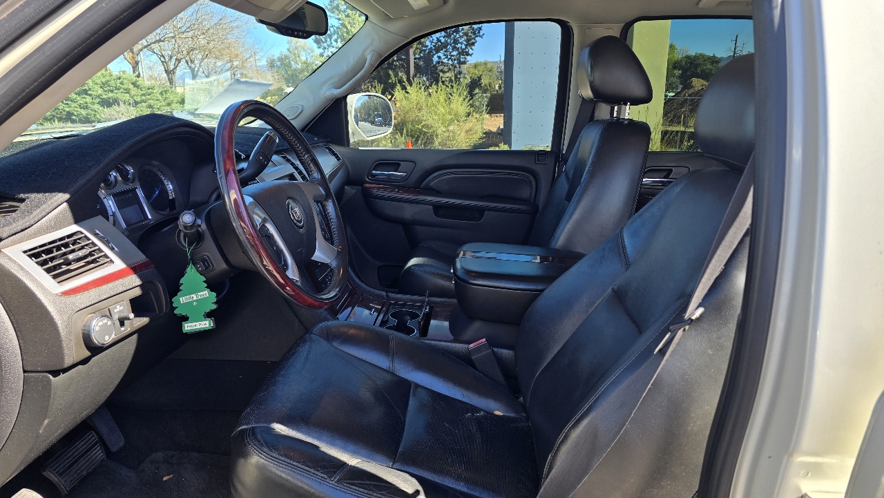 Cadillac Escalade AWD 2010 Cadillac Escalade AWD 2010