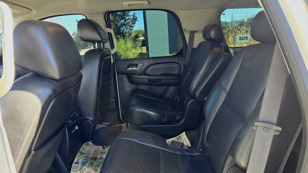 Cadillac Escalade AWD 2010 Cadillac Escalade AWD 2010