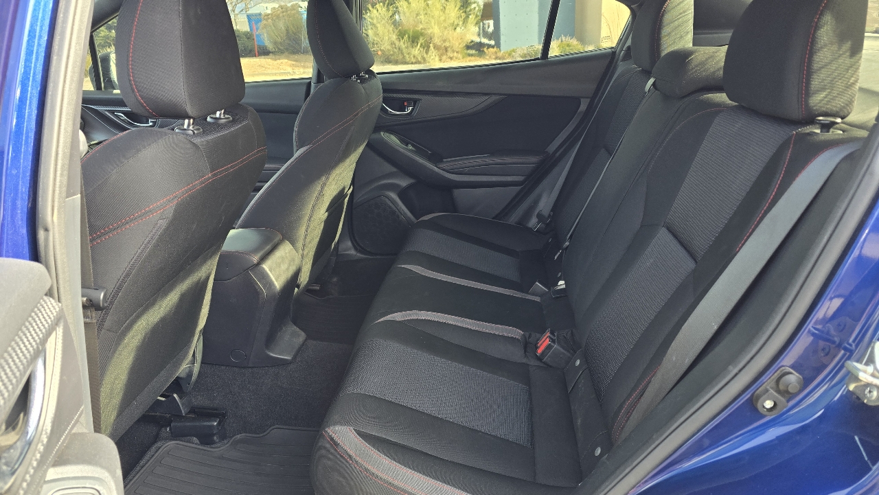 Subaru Impreza 2.0i Sport CVT 4-Door 2017