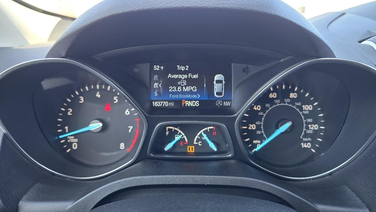 Ford Escape Titanium 4WD 2018