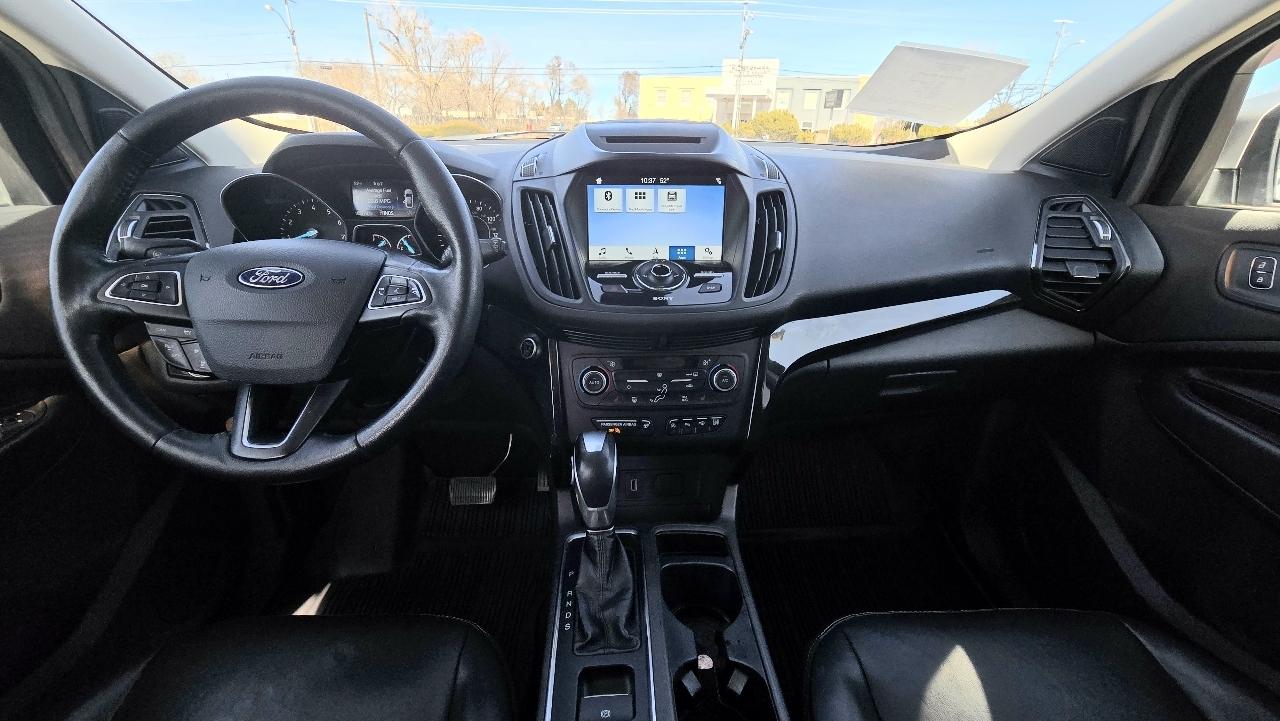 Ford Escape Titanium 4WD 2018
