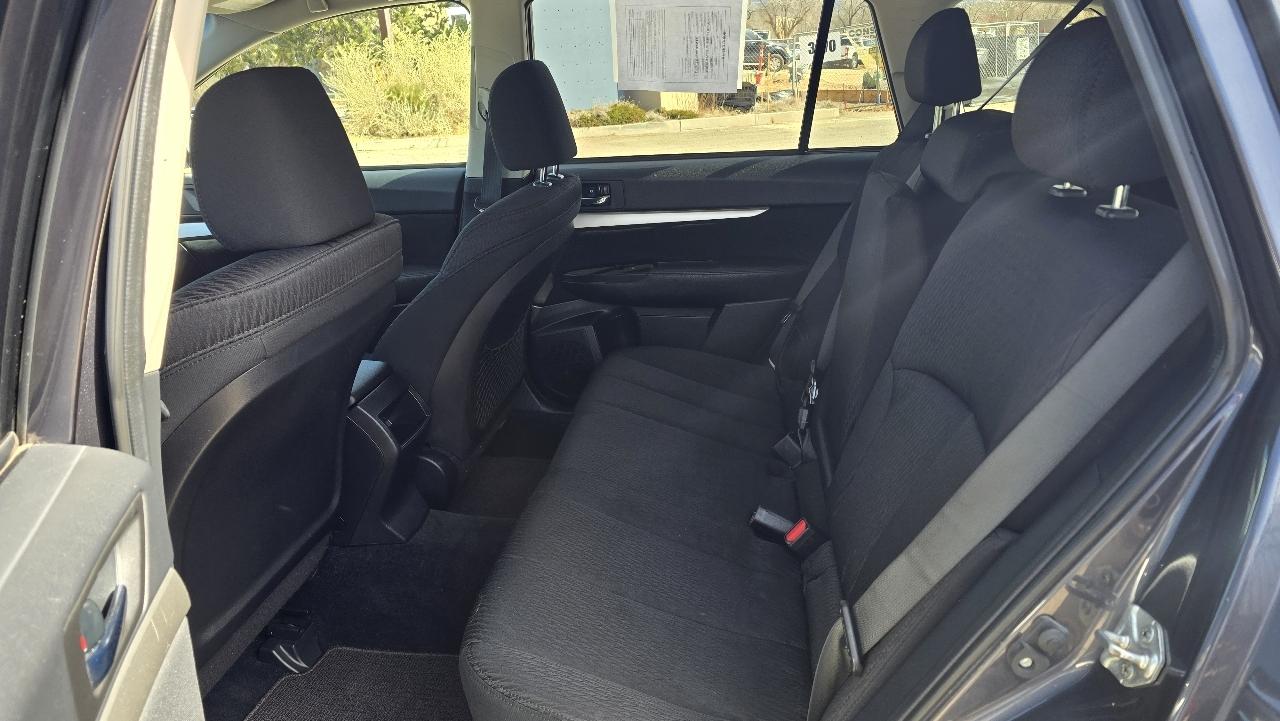 Subaru Outback 2.5i Premium 2011