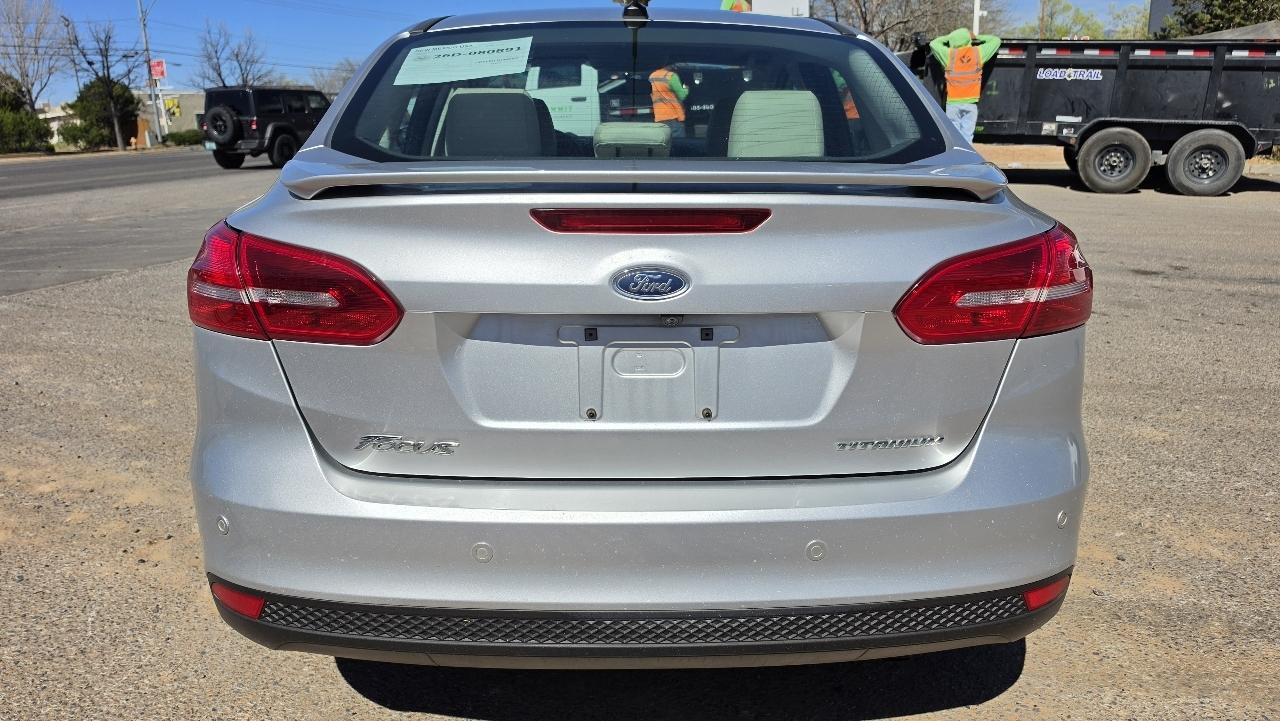 Ford Focus Titanium Sedan 2017