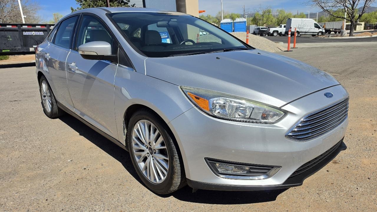 Ford Focus Titanium Sedan 2017