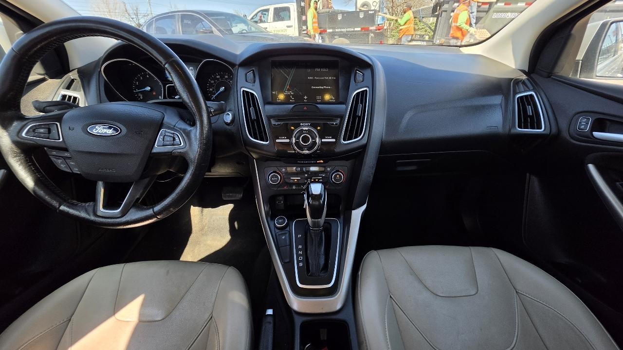 Ford Focus Titanium Sedan 2017