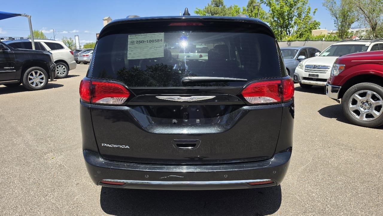 Chrysler Pacifica Touring-L Plus 2017