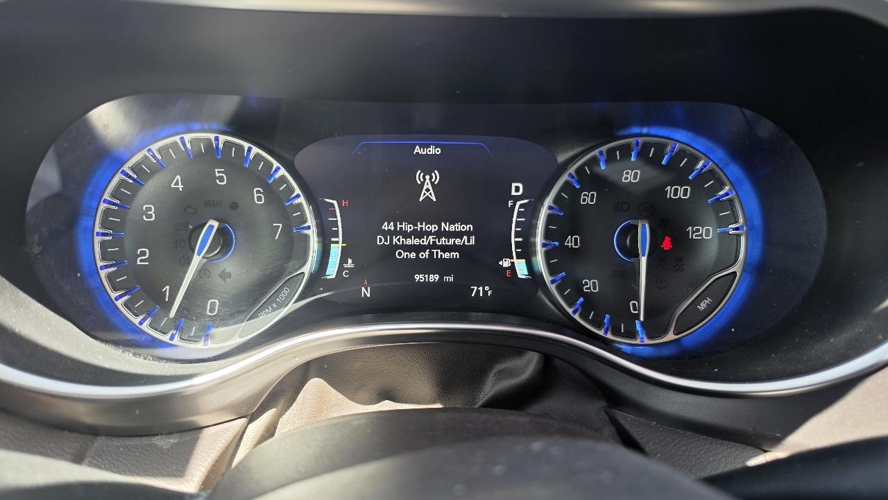 Chrysler Pacifica Touring-L Plus 2017