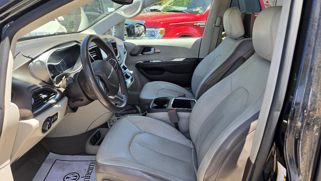 Chrysler Pacifica Touring-L Plus 2017