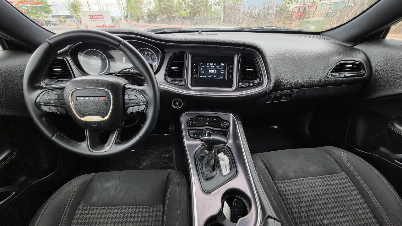 Dodge Challenger  2015