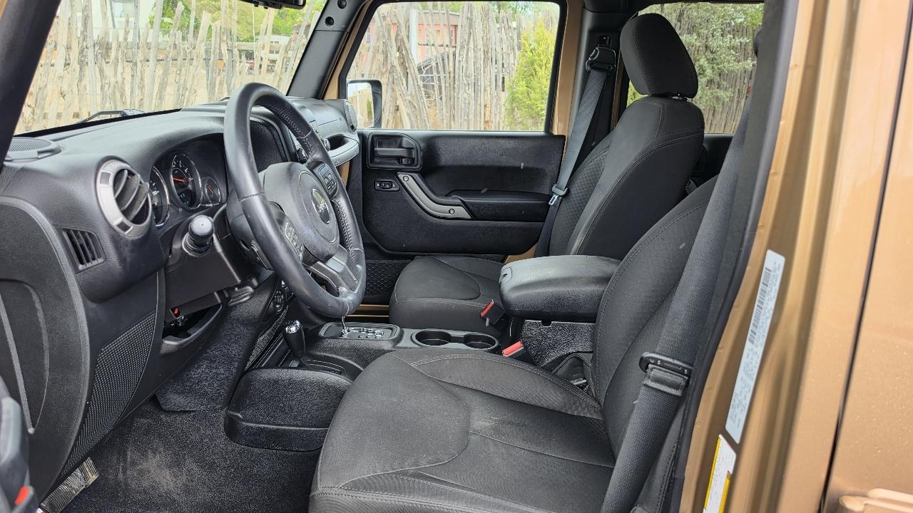 Jeep Wrangler Unlimited Sport 4WD 2015