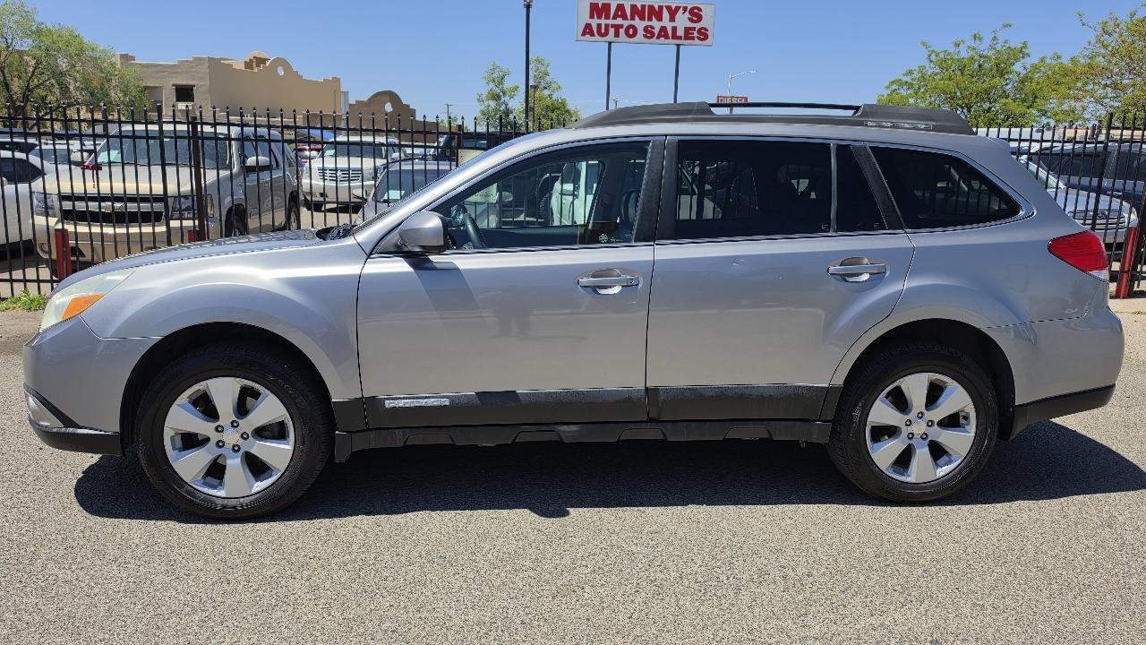 Subaru Outback 2.5i Limited 2010