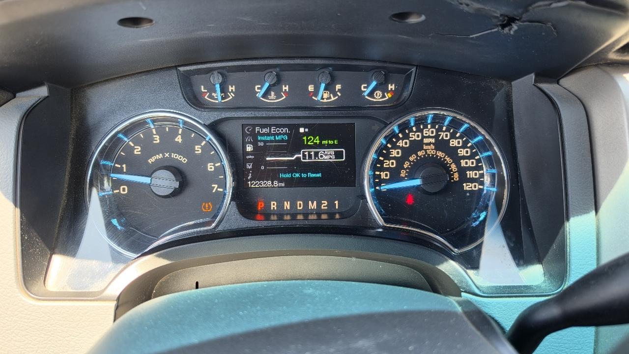 Ford F-150 XL SuperCrew 5.5-ft. Bed 4WD 2012