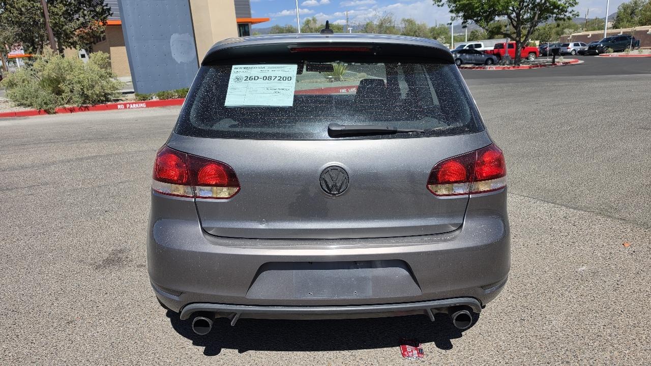 Volkswagen GTI 2.0T Coupe PZEV 2010