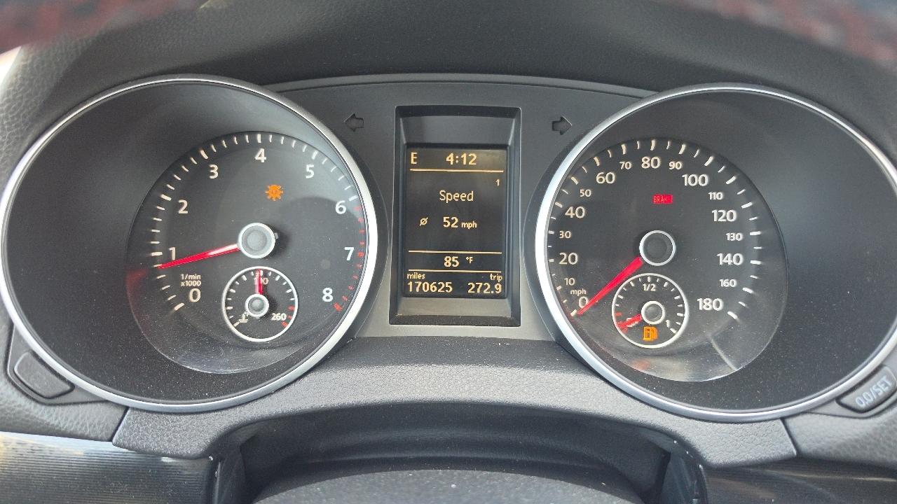 Volkswagen GTI 2.0T Coupe PZEV 2010